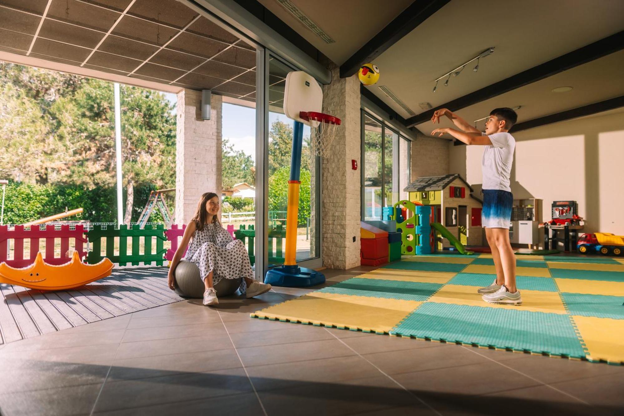 Maistra Camping Porto Sole Pitches Врсар Экстерьер фото